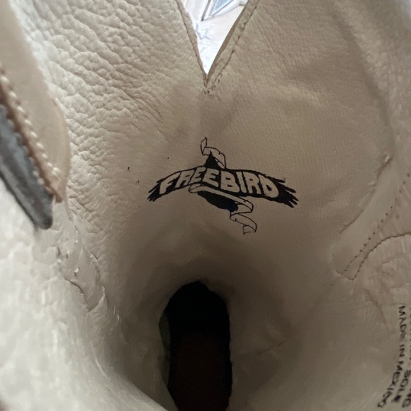 New never worn Freebird Starzz size 5 boots - Picture 3 of 5